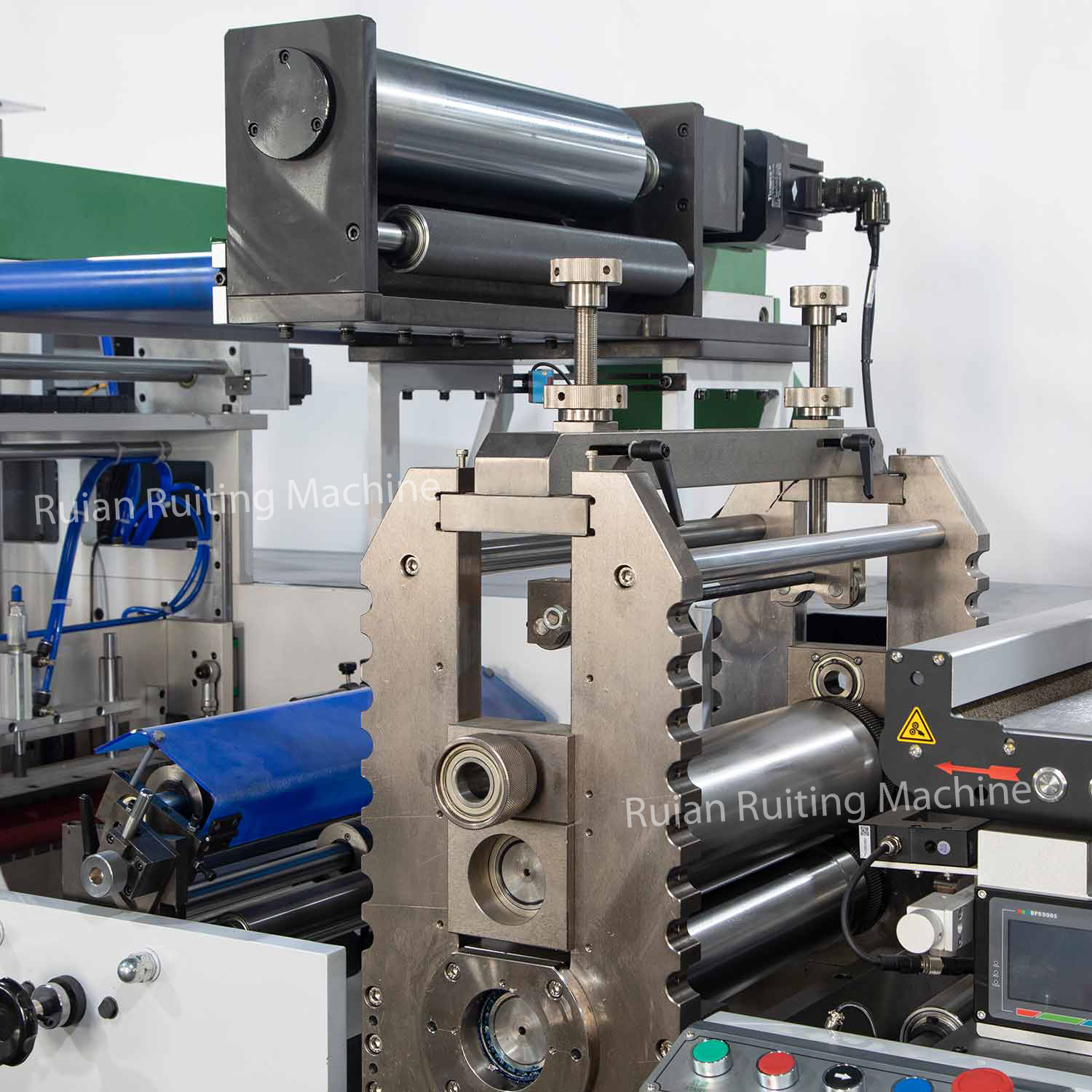  <span style="color:#ffffff;">Machine de découpe rotative</span> 